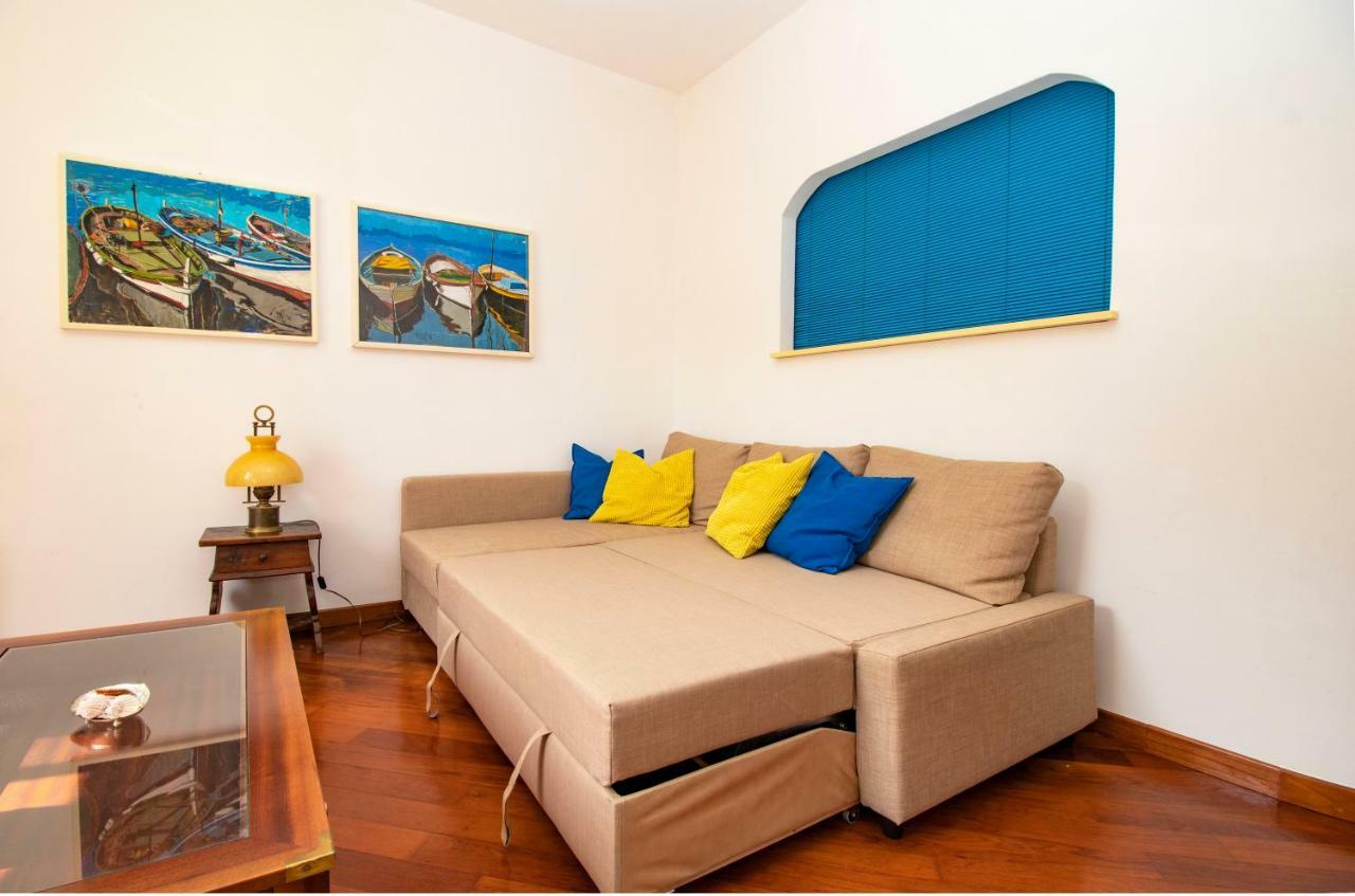 Julia By Portofinohomes Apartment